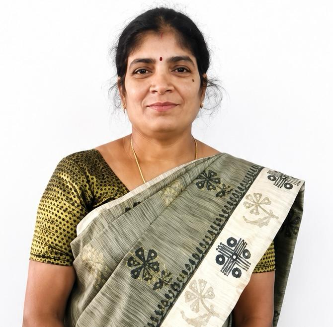 [Mrs.S.Pathmavathi]